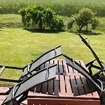 Nordseekueste Am Deich Mit Schoenem Garten * Neßmersiel