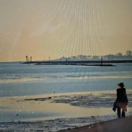 度假居 Nordseekueste Am Deich Mit Schoenem Garten *
