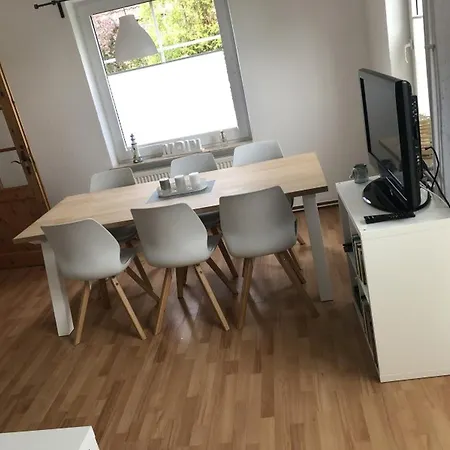 Nordseeküste Am Deich Mit Schönem Garten Ferienhaus