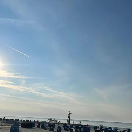Ferienhaus Nordseeküste Am Deich Mit Schönem Garten