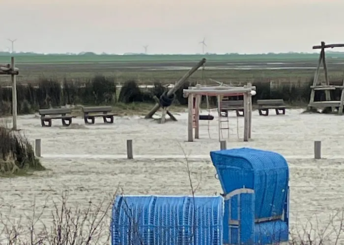別荘 Nordseekueste Am Deich Mit Schoenem Garten Neßmersiel
