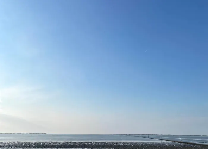 Nordseekueste Am Deich Mit Schoenem Garten * Neßmersiel